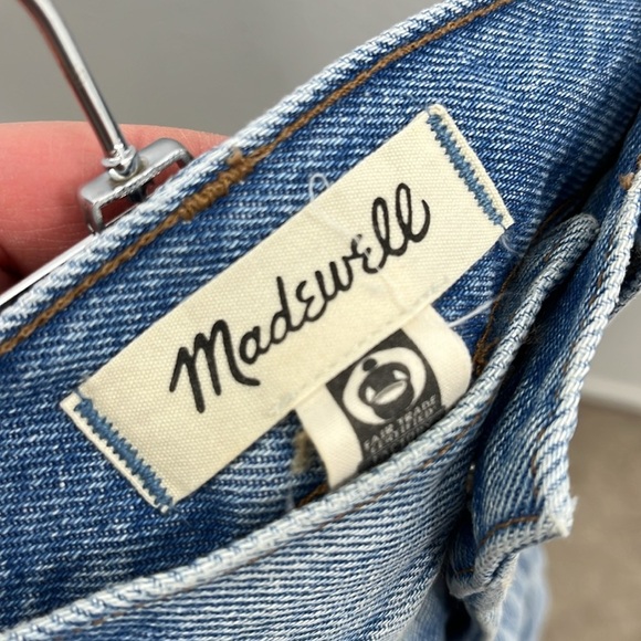 Madewell The Perfect Jean Short in Hedrick Wash size 24 - Picture 4 of 11